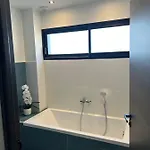 Catalya Moderne Piscine Chauffee Villa
