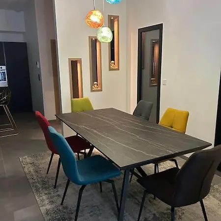 Catalya Moderne Piscine Chauffee *