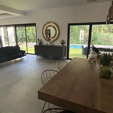 Villa Catalya Moderne Piscine Chauffee