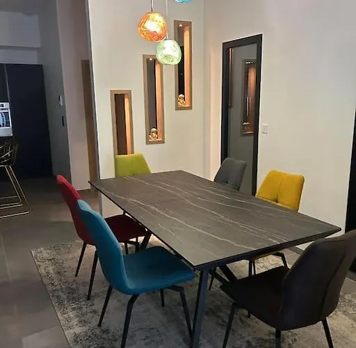 Catalya Moderne Piscine Chauffee *