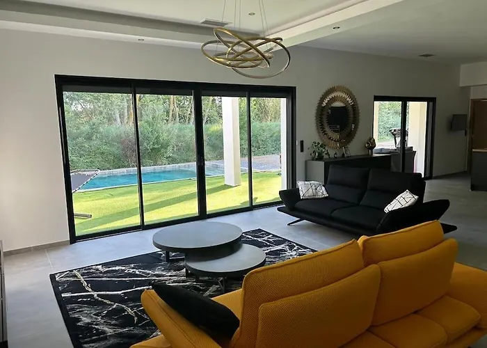 Catalya Moderne Piscine Chauffée Villa