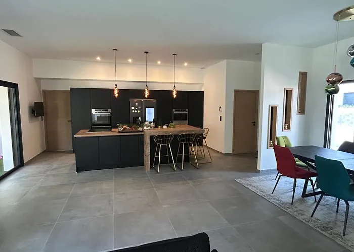 Catalya Moderne Piscine Chauffee Willa *