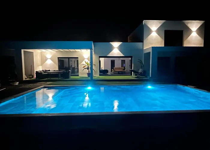 Catalya Moderne Piscine Chauffee Willa Carcassonne